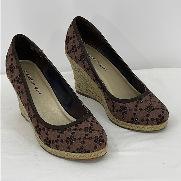 Madden Girl Size 9 Brown Wedge Shoes - Picture 1 of 9